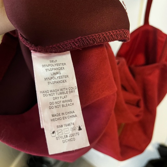 Windsor Strapless Burgundy Dress - Picture 5 of 5